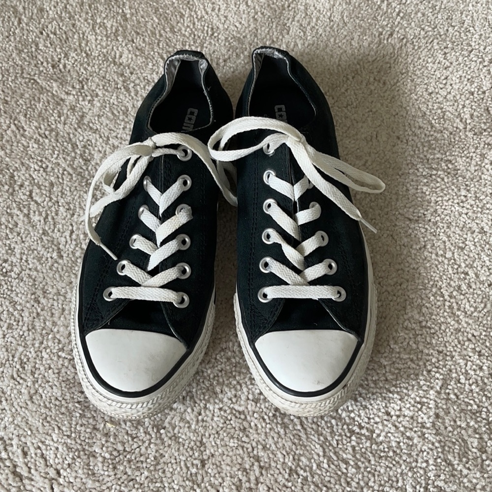 Converse black and white W: size 9 & M: size 7